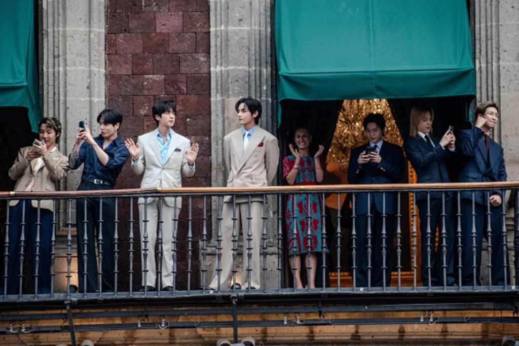 BTS revive su histórica visita al Palacio Nacional de México en nuevo video: Míralo