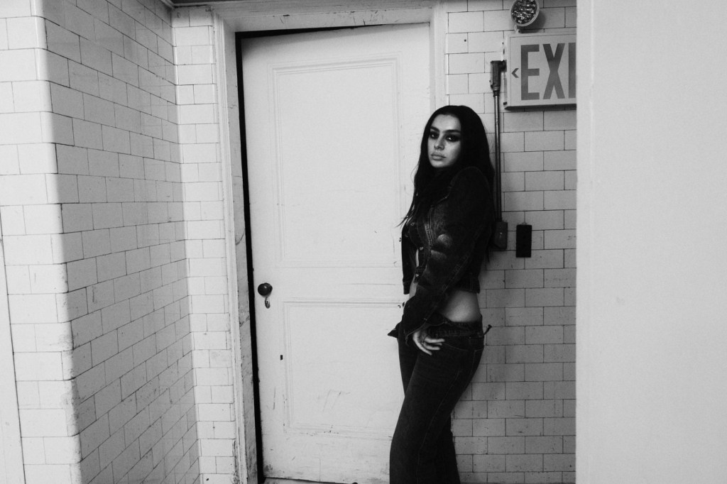 Charli xcx, Tyla, Macario Martínez y más: Tu Guía de Nueva Música