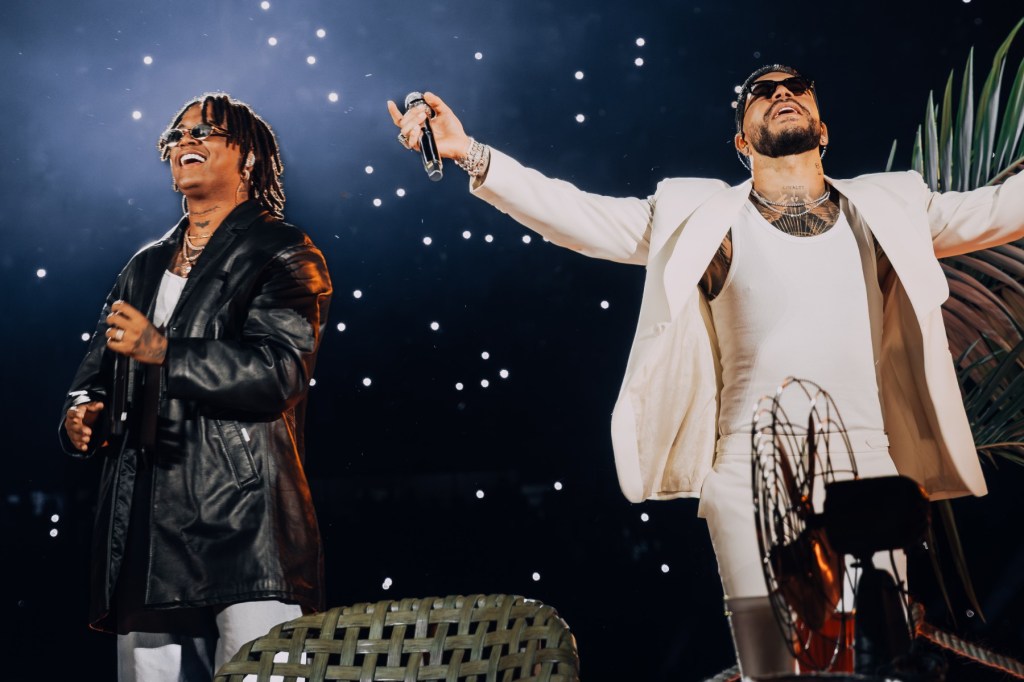 Hamilton revela cómo se convirtió en telonero de la gira de Ryan Castro