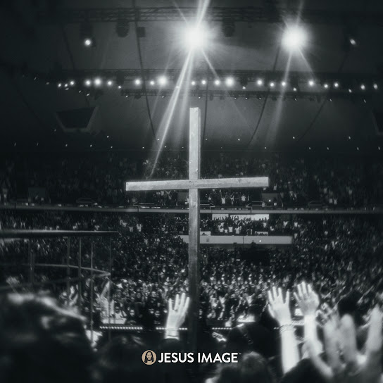 HOLY (Live)