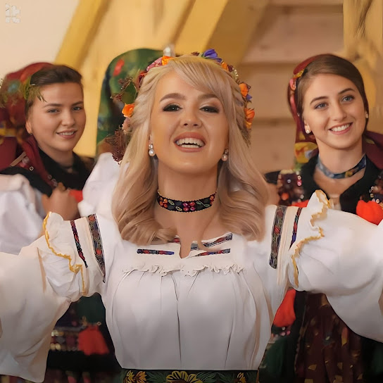 Joc din Maramureș cu strigături