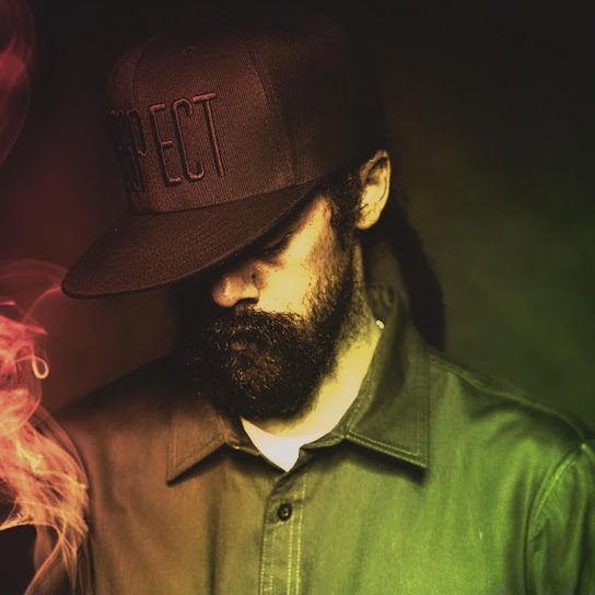 Reggae Close Up