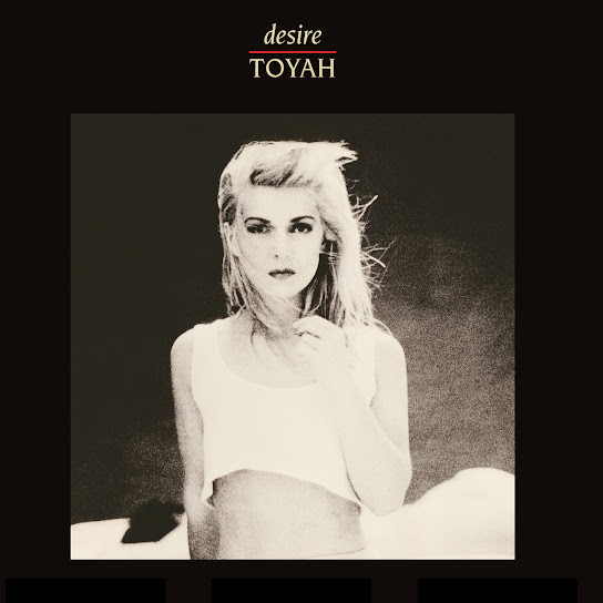 Desire (Super Deluxe Edition)