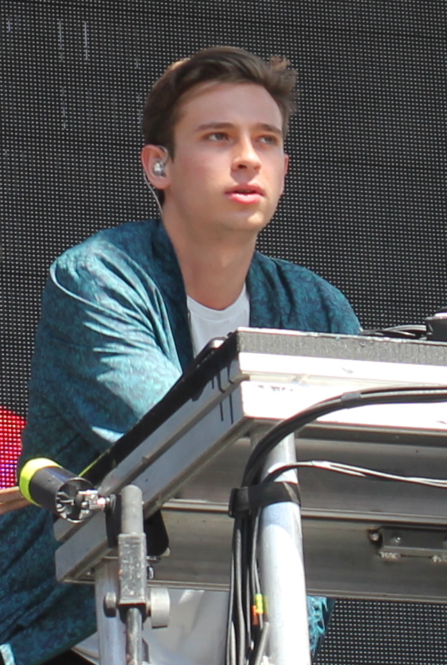 Flume y Jim-E Stack