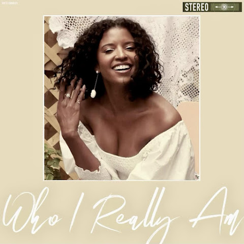 Renée Elise Goldsberry