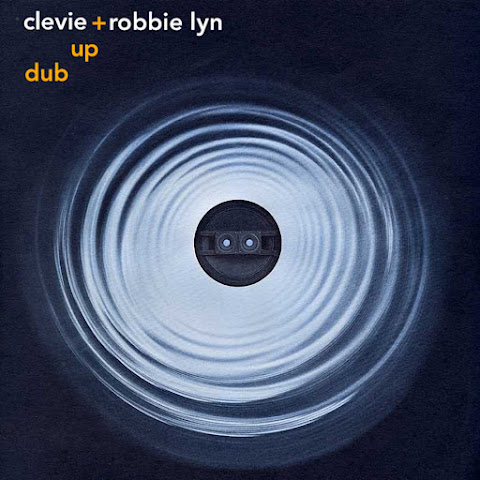 Robbie Lyn