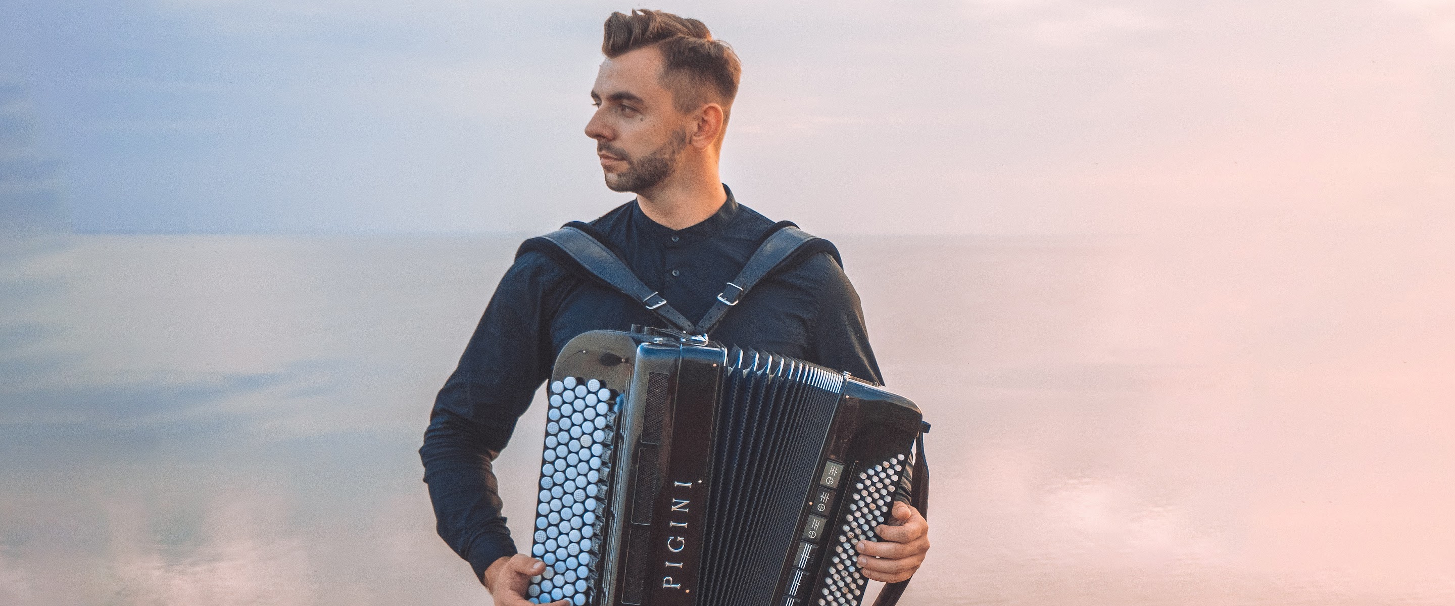 ACCORDIONMAN