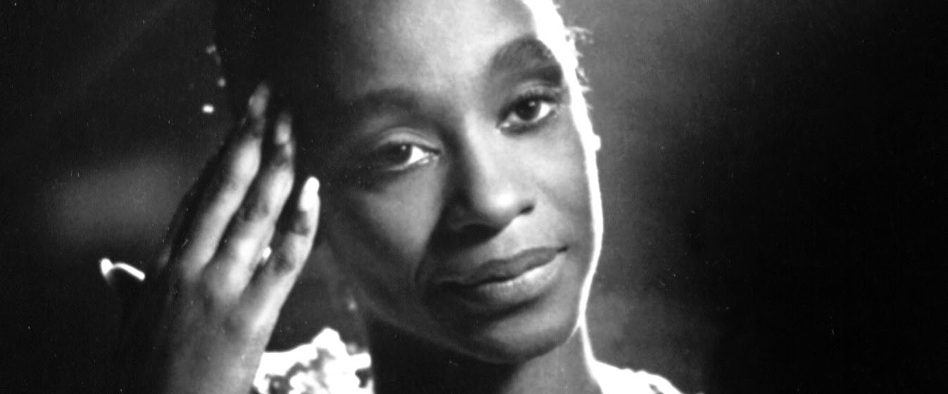 Regina Belle